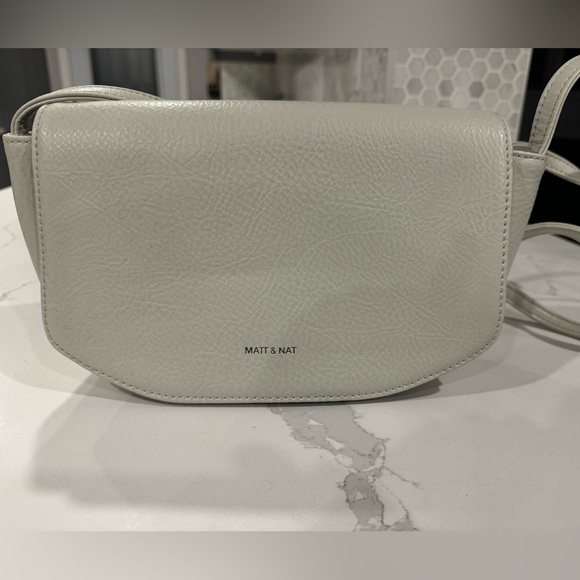 Matt and Nat purse - Picture 1 of 2